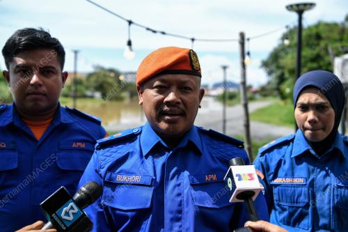MOHD BUKHORI MAT SIDIK