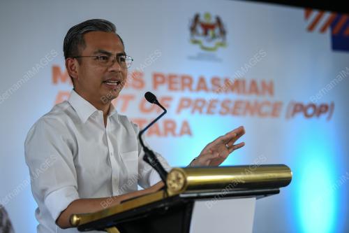 FAHMI FADZIL