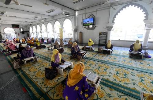 HARI NUZUL AL QURAN