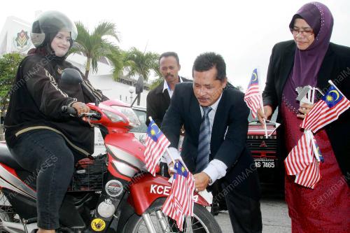 KD05_29082013_MBAS_BENDERA
