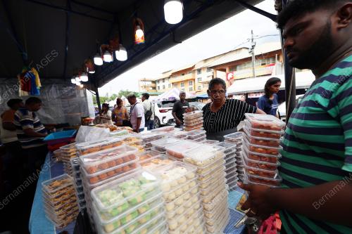 PERSIAPAN HARI DEEPAVALI