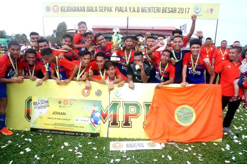KD05_29122017_PIALA