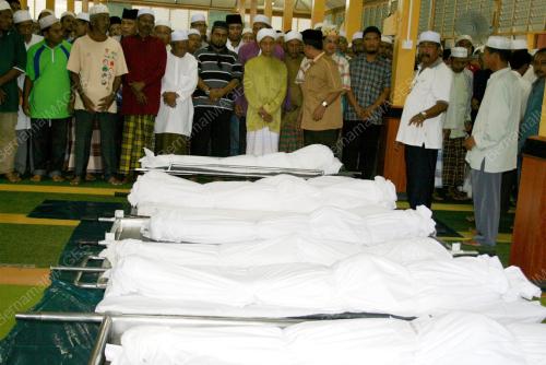 TUJUH JENAZAH TIBA