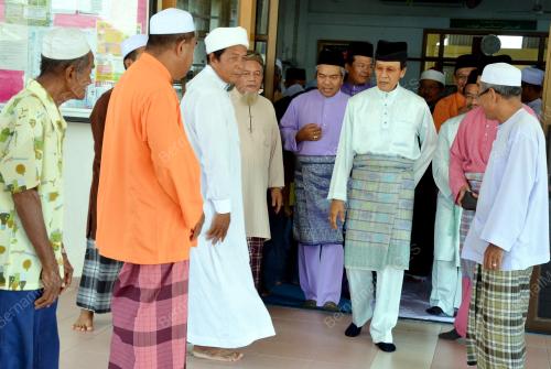KD05_30112012_TUNKU_ANNUAR