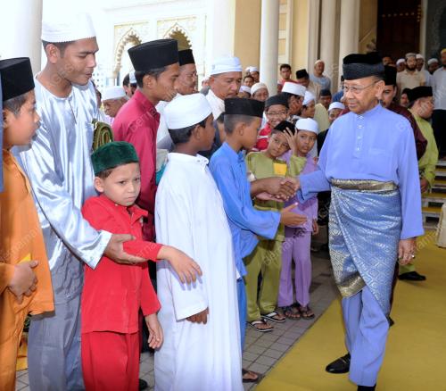 KD05_30122011_AGONG_MESRA