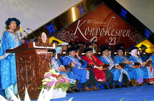 TUANKU PUTERI INTAN SAFINAZ