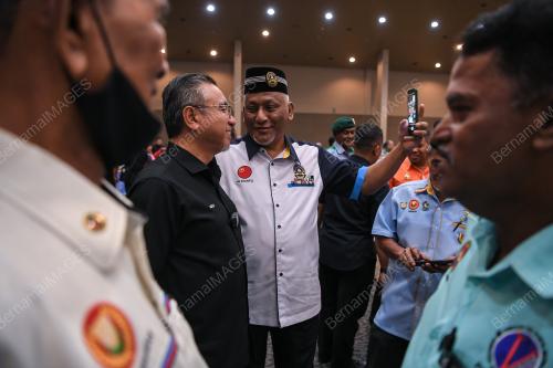 ADLY ZAHARI