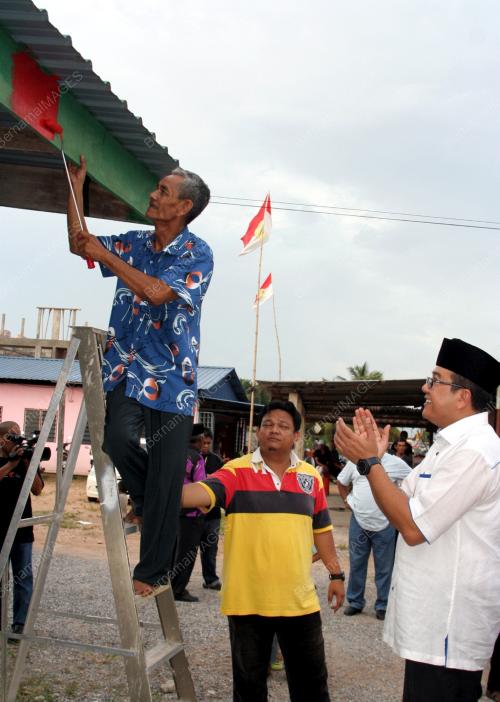 DATUK LATT SHARIMAN ABDULLAH