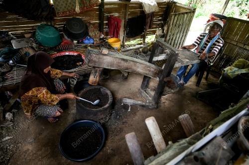 PENGUSAHA KOPI KAMPUNG