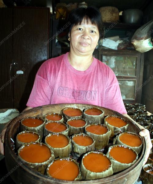 KUIH BAKUL