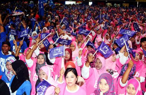 KD06_02062012_BN_ORANG_MUDA