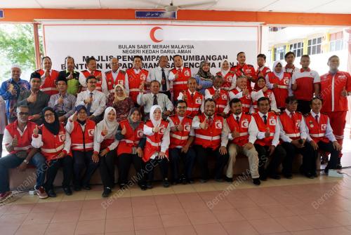 KD06_04102017_BANTUAN5