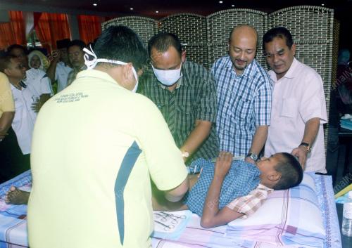 MUKHRIZ TUN MAHATHIR
