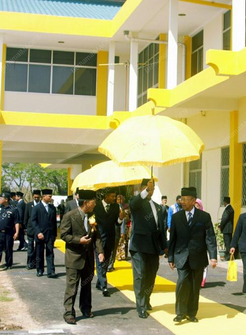 TUANKU ABDUL HALIM MU'ADZAM SHAH