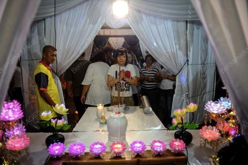 KD06_05042015_MENDIANG