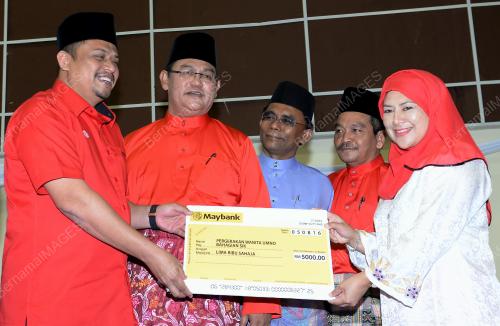 KD06_05082016_WANITA