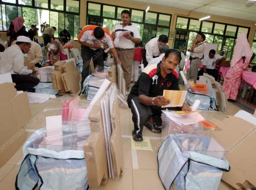 PILIHAN RAYA KECIL DUN BUKIT SELAMBAU
