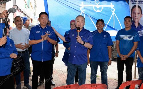 DATUK SERI WEE KA SEONG