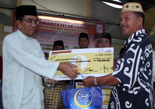MOHD JOHARI BAHAROM
