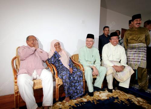 DATUK SERI NAJIB TUN RAZAK