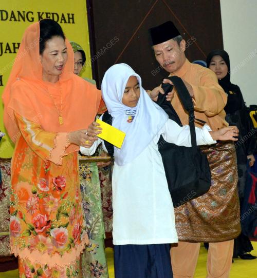 KD06_09082012_PERMAISURI