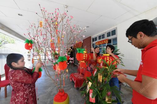 PERSIAPAN TAHUN BARU CINA