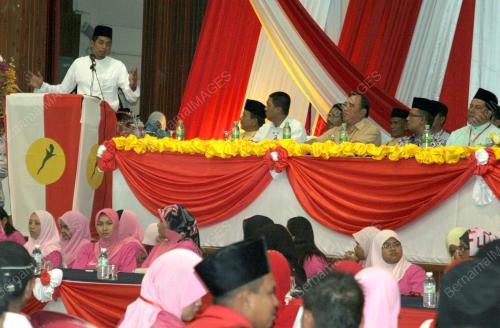 KHAIRI JAMALUDIN ABU BAKAR