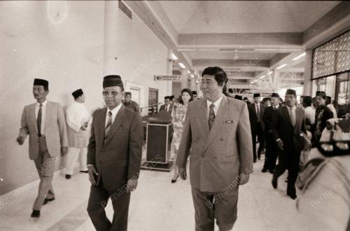 SULTAN ABDUL HALIM MU'ADZAM SHAH