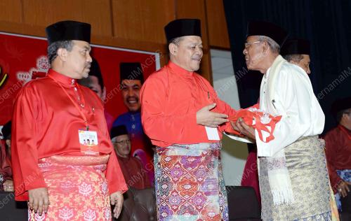 KD06_12082017_UMNO