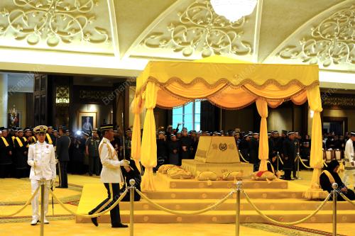 KD06_12092017_JENAZAH_SULTAN
