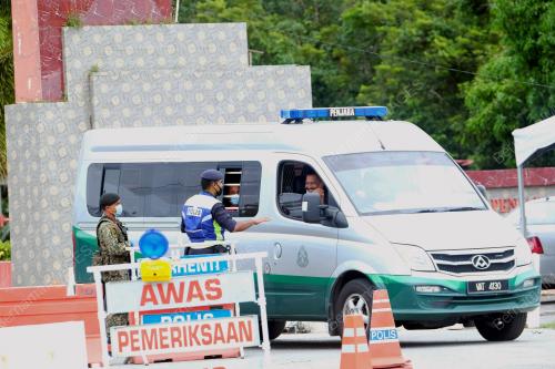 TINJAUAN KLUSTER TEMBOK, POKOK SENA