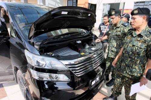 KD06_13122013_UPP_KERETA