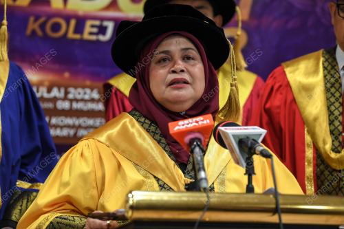 DATUK RUBIAH WANG