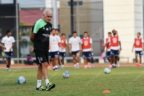 KD06_15042016_BOLA