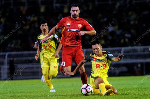 KD06_15072017_BOLA