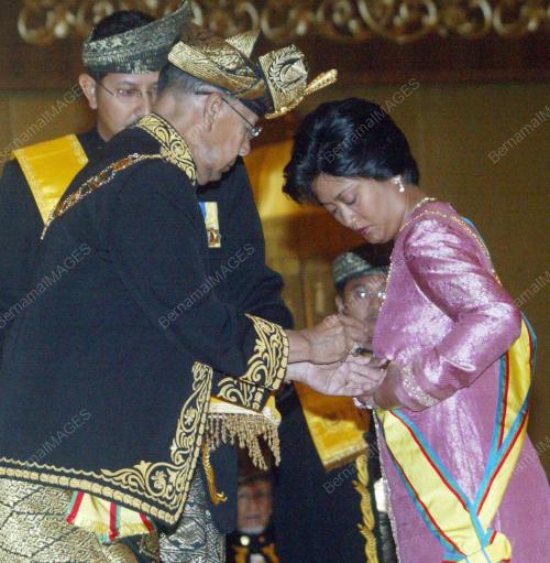 TUANKU ABDUL HALIM MU'ADZAM SHAH