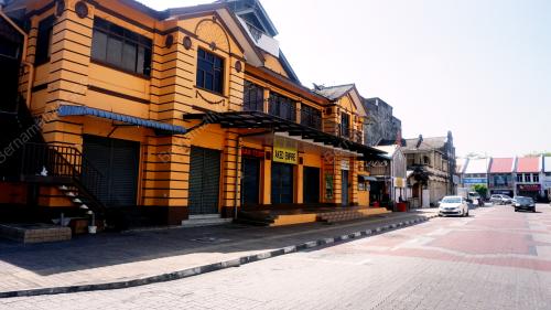 TINJAUAN PERINTAH KAWALAN PERGERAKKAN