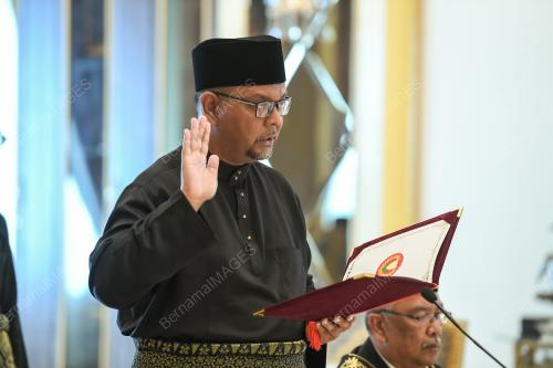 DR HAIM HILMAN