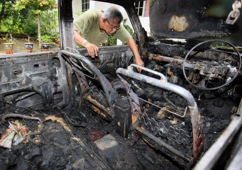 KD06_22102014_KERETA_DIBAKAR