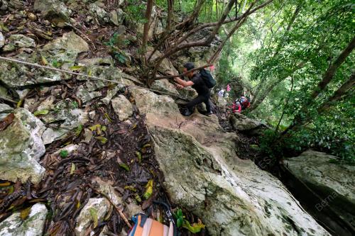GUNUNG PULAI, BALING
