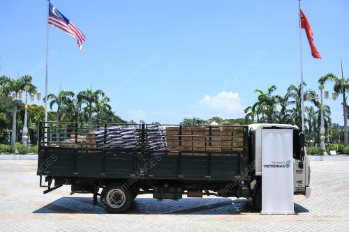 SUMBANGAN MAKANAN