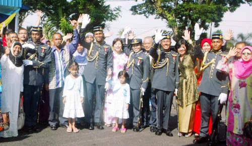 PELATIH TUDM DAN KELUARGA
