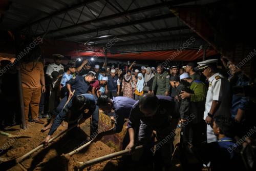 ALLAHYARHAM MUHAMMAD FAISOL TAMADUN