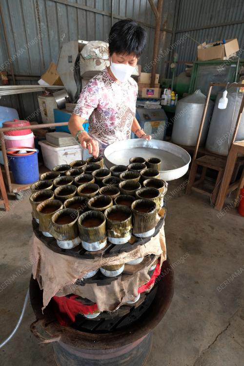 KUIH BAKUL