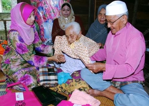 WAN ZAWIYAH WAN HALIM