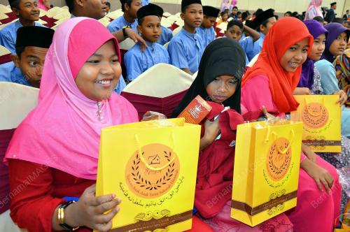 KD06_29122013_YATIM_GEMBIRA