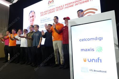 FAHMI FADZIL