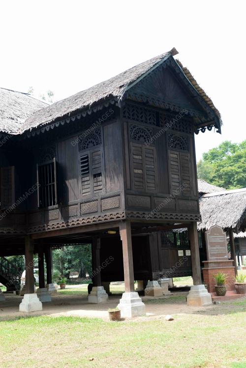RUMAH TOK SU