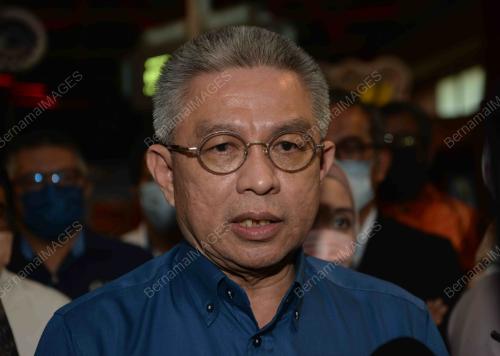 DATUK SERI DR ADHAM BABA