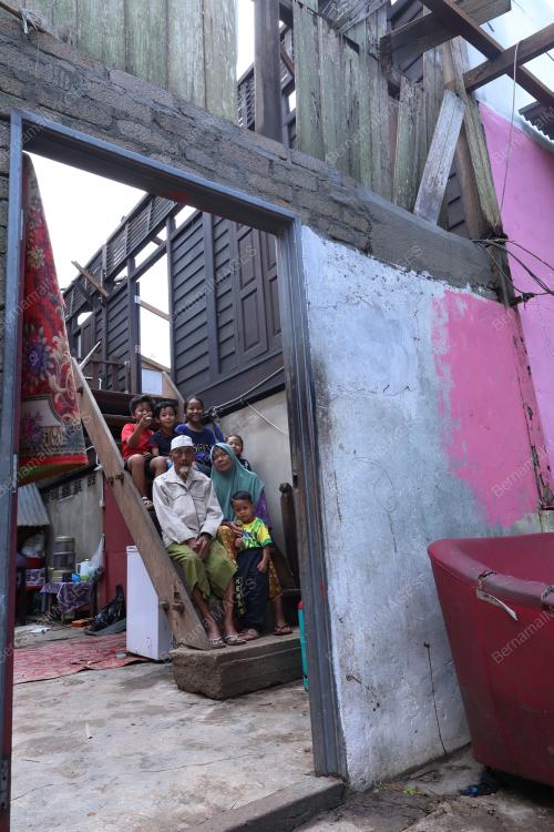RIBUT DAN PUTING BELIUNG